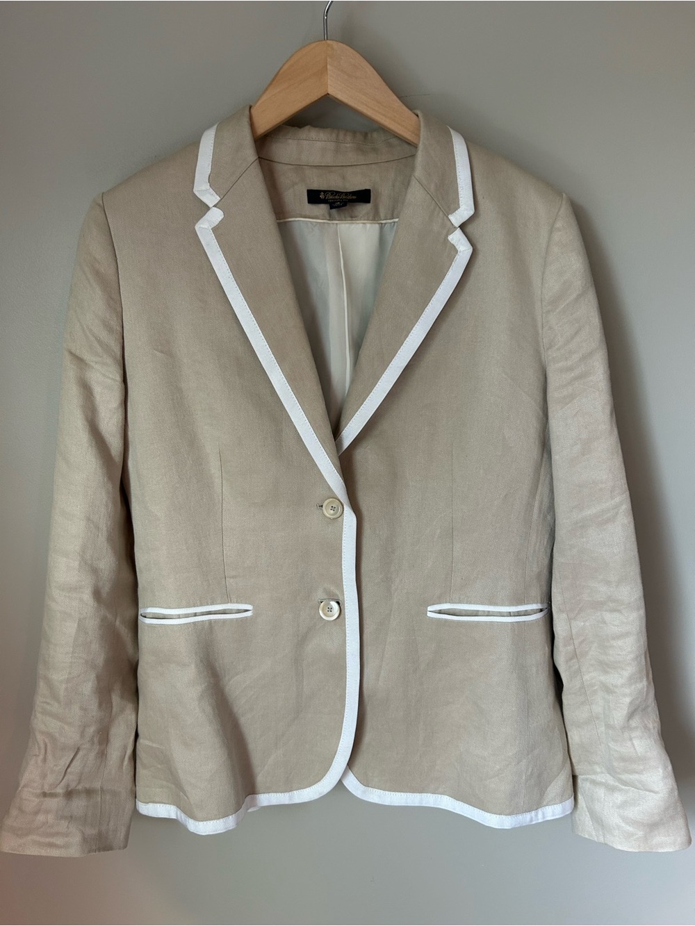 Brooks Brothers Beige Linen Blazer Size 12 White Trim Preppy